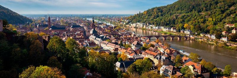 Die Stadt Heidelberg will die Zeit für die Rechnungsbearbeitung auf einen Tag reduzieren.