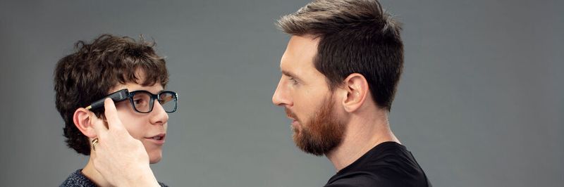 Der Fußballspieler Lionel Messi ist nun als Botschafter für eine Kampagne tätig, die Sehbehinderten KI-basierte Sehhilfen zur Verfügung stellt.