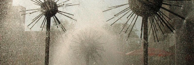 Immer häufiger benötigen auch Server das kühlende Nass, das deutlich mehr Wärme als Luft abführen kann