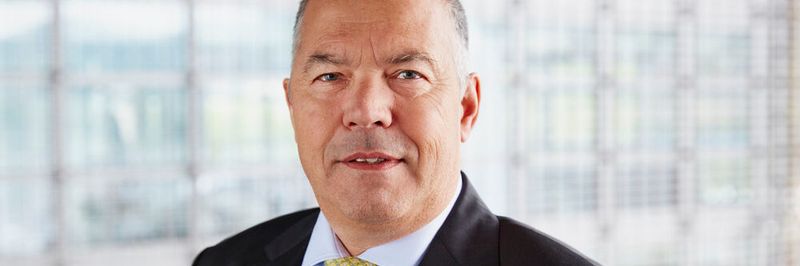Clemens Iller, CEO der Swiss Steel Group, resümiert: „Das Rebranding zur Swiss Steel Group ist für uns ein wichtiges Signal für den Aufbruch in eine neue, spannende und erfolgsversprechende Ära unserer Unternehmensgeschichte.“