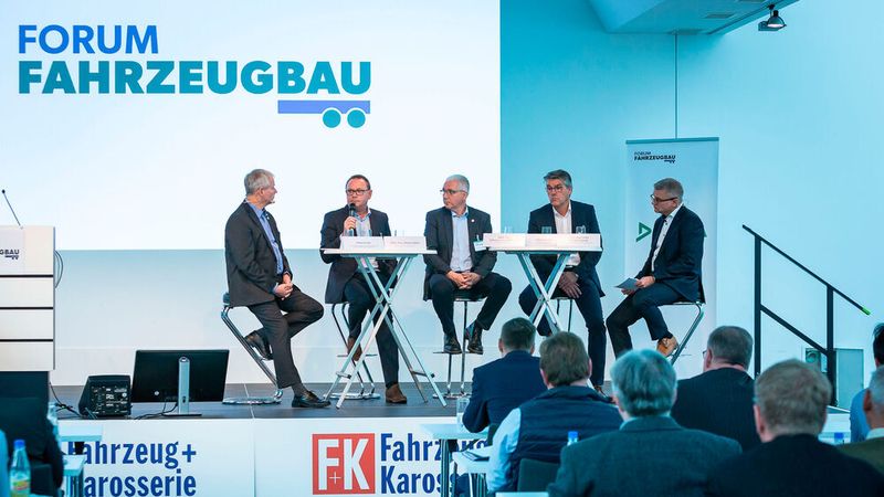 Auf dem Forum Fahrzeugbau diskutieren Experten über die aktuellen Themen der Fahrzeugbaubranche: In diesem Jahr stehen unter anderem die Auswirkungen der Coronakrise im Fokus.