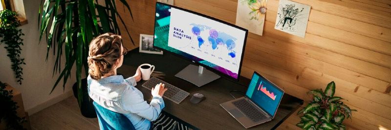 Neue Produkte von Dell für Büro oder Homeoffice: Der Hersteller bringt neben Docking-Displays mit USB-C auch gleich passende neue XPS-13-Notebooks und Convertibles mit Intel Tiger Lake.