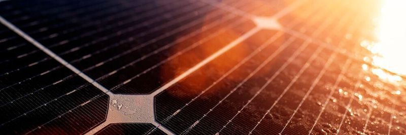 A research team from the University of Michigan presents a so-called "air-bridge thermophotovoltaic cell" with almost perfect photon utilization.