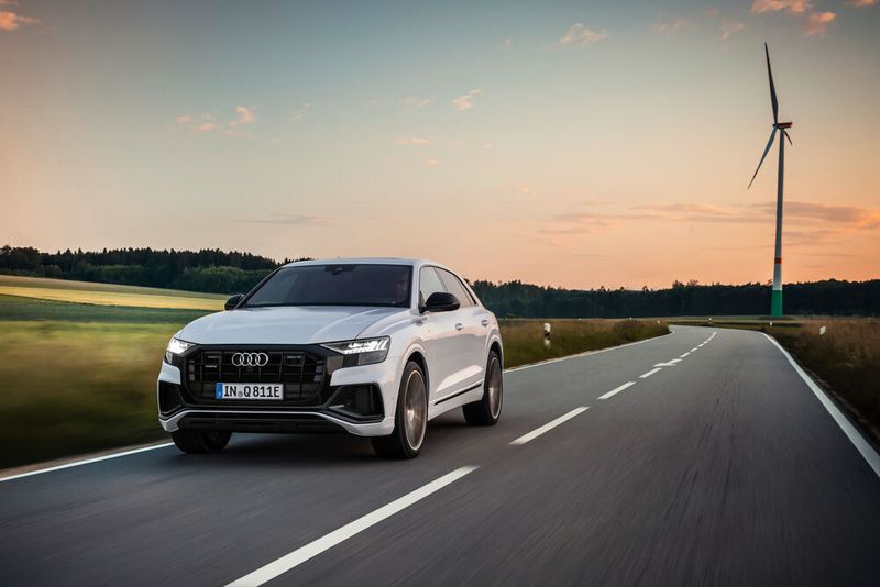 Der Q8 55 TFSI e-Quattro erreicht eine elektrische Reichweite bis zu 47 Kilometer.
