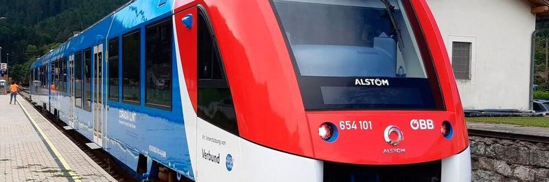 The hydrogen-powered Coradia iLint train.