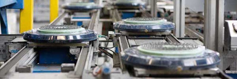 Backöfen und Kochfelder gehören zu den Produktionsbereichen der Unternehmen, die zu Blanc- & Fischer gehören. Um fit für die Zukunft zu sein, setzt die Holding auf SAP HANA sowie Hardware- und Software-Technik von IBM.