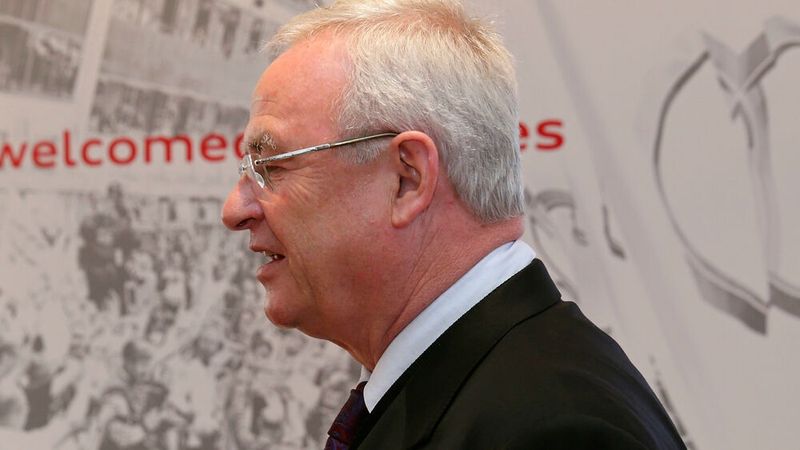 Ex-Volkswagen-Chef Martin Winterkorn muss sich vom 25. Februar 2021 an in Braunschweig wegen des Vorwurfs des Betrugs vor Gericht verantworten.