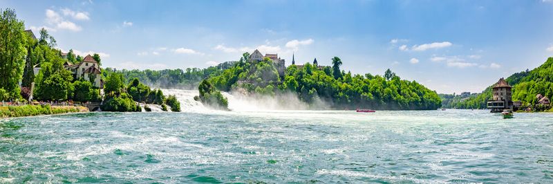 Schaffhausen ist bekannt für seine schönen Wasserfälle. Diesmal fand dort der „Global Cyber Summit 2020" von Acronis statt – größtenteils in virtualisierter Form.