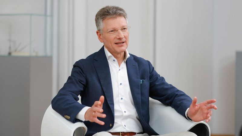 Continental-Chef Elmar Degenhart verabschiedet sich von der Konzernspitze – möglicherweise schon Ende November.