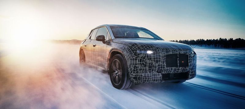 Der BMW iNEXT im Winterfahrtest