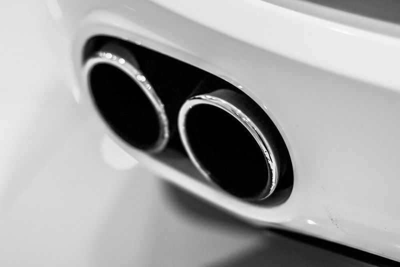 Durch die neuen Grenzwerte der EU für Autoabgase befürchtet der Landesverband Baden-Württemberg das Aus für Verbrennungsmotoren.