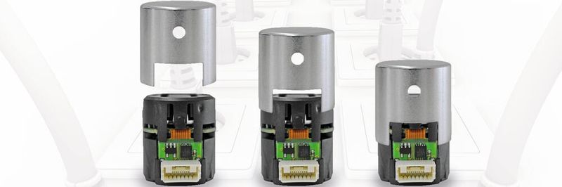Mit den 22-mm-Kits von Posital gibt’s nicht nur integriertes Motorfeedback auf kleinstem Bauraum: Auch im stromlosen Zustand bleiben sie zuverlässig auf Position.