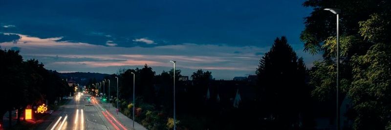 Effizientes LED-Licht sorgt für Sicherheit auf den Straßen. Mit dem Konzept Light as a Service bietet die Wirtschaft jetzt ein Kozept, um Städte und Kommunen zu unterstützen.