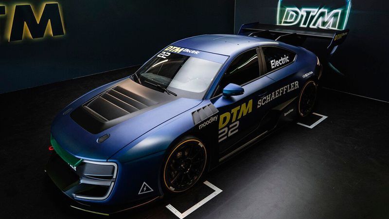 Das Demonstrationsfahrzeug leistet mit 880 kW knapp 1.200 PS.