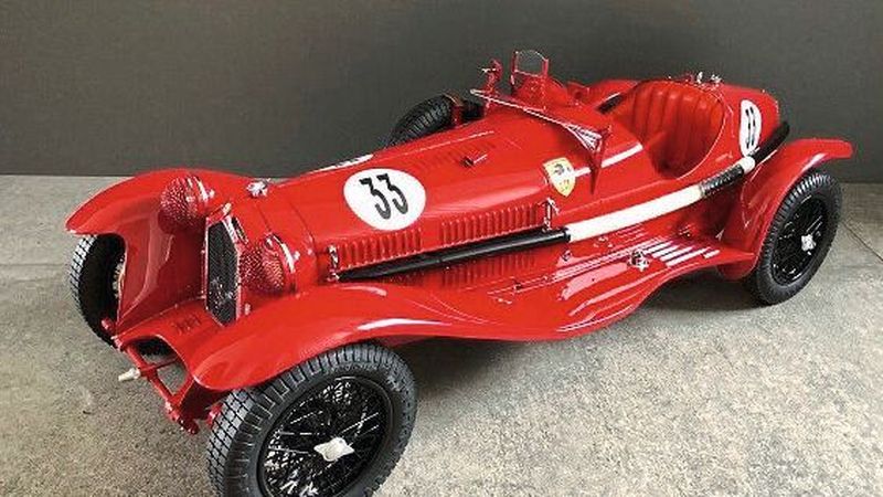 Viel Ferrari und dazu andere Renner: Dieser Alfa Romeo 8C Monza im Maßstab 1:5 ist eines von sehr vielen Sammlerstücken, die von Ni-Cola Classics versteigert werden.