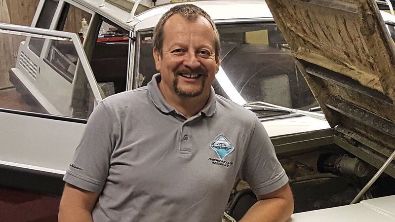 René Pohl verantwortet beim Oldtimerdachverband Deuvet den fachspezifischen Bereich Amphibienfahrzeuge und dient hier als Ansprechpartner.