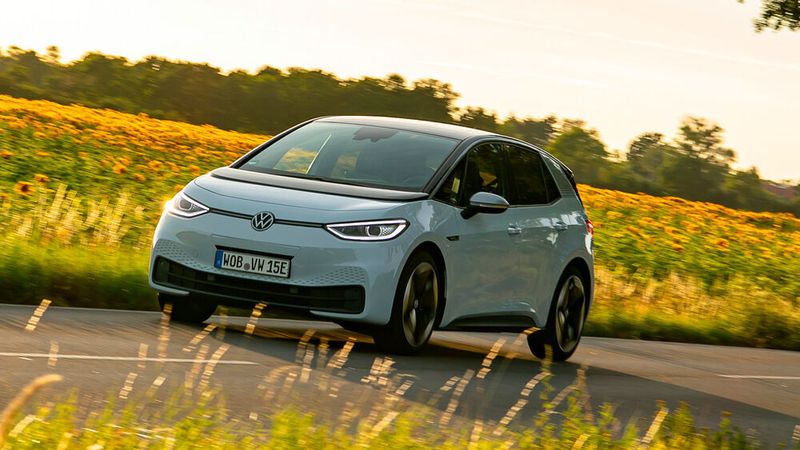 Bislang kommt der VW ID 3 in Deutschland auf 4.910 Neuzulassungen.