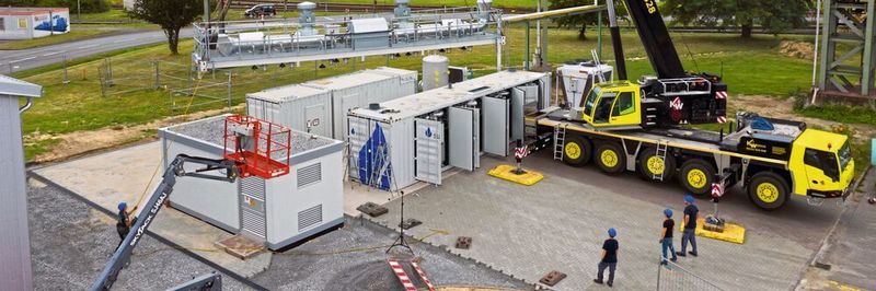 Der weltweit leistungsstärkste Hochtemperaturelektrolyseur wird in Salzgitter angeliefert. Die PTB und die Salzgitter Flachstahl GmbH arbeiten zusammen, um eine präzise Mengenmesstechnik für den damit produzierten Wasserstoff zu entwickeln.