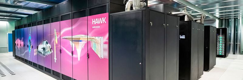 „Hawk“ lautet die Bezeichnung des Supercomputers am Höchstleistungsrechenzentrum Stuttgart. Auf diesen Cluster können auch kleine und mittelständische Unternehmen zugreifen.