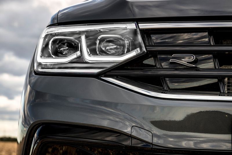 Volkswagen setzt in der Vorserienentwicklung 3-D-Drucker ein, die die Transparenz von Glas nachbilden können.
