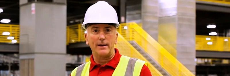 Dave Doherty: Der Digi-Key-Präsident führte virtuell durch das neu erweiterte Product Distribution Center.