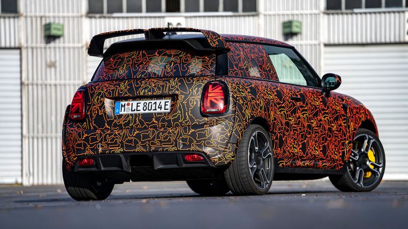 Auch Mini will künftig Elektromobilität und Performance zusammenbringen.