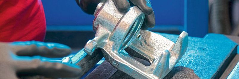 Weltweit an mehreren Produktionsstandorten fertigt der Automobilzulieferer Hitachi Automotive Systems Bremssättel für den Einbau in Pkw, leichte Nutzfahrzeuge und Krafträder.