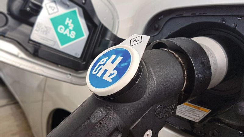 Gerade Nutzfahrzeuge profitieren bei der Elektrifizierung von der Brennstoffzellentechnologie.