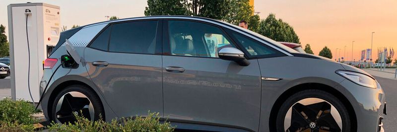 Volkswagen rückt auch im Marketing die Elektromobilität zunehmend in den Fokus. Das zeigt offenbar Wirkung.