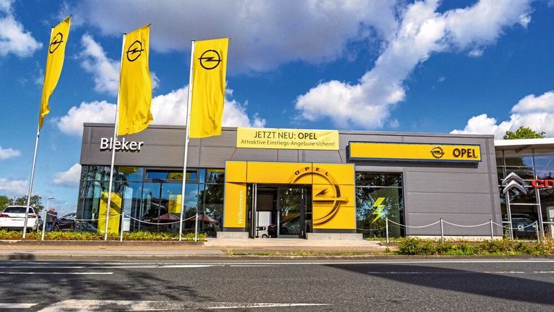 Die Filiale in Bocholt ist einer von zwei neuen Opel-Betrieben der Bleker-Gruppe.