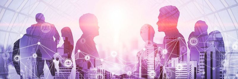 Ein wichtiger Bestandteil der DevOps-Kultur ist reibungslose, umgehende und transparente Kommunikation zwischen allen Beteiligten.