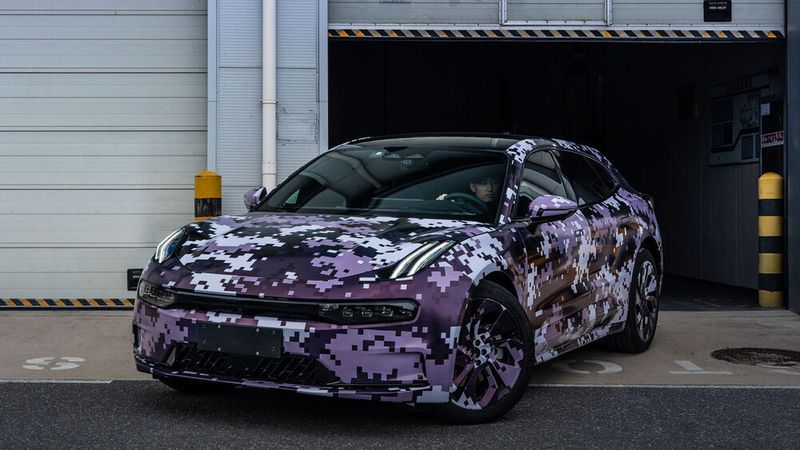 Der Lynk & Co 08 ist das erste Modell auf der neuen Elektroplattform des chinesischen Geely-Konzerns.