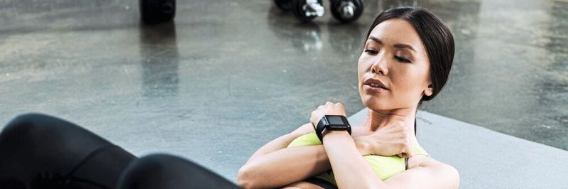 Individuelles Fitnessprogramm: Mit dem KI-Sensor BHI260AP wird aus der Wearable ein lernfähiger Fitnesstrainer.