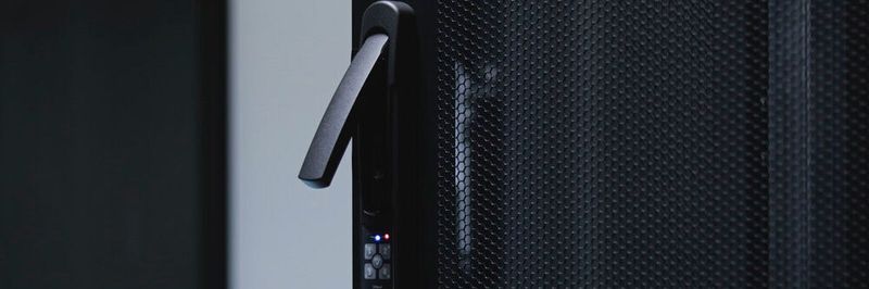 Das Schließsystem „TANLock“ hat vor zwei Jahren den Deutschen Rechenzentrumspreis gewonnen. Jetzt ist es Bestandteil eines Sicherheitskonzepts, das mithilfe einer Blockchain-Architektur funktioniert.
