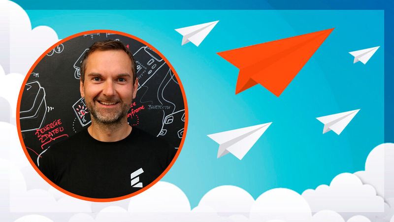 Martin Wanitschke arbeitet als Chief of Staff bei Wandelbots, einem Anbieter für No-Code-Robotik.