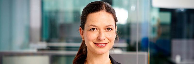 Die Autorin: Sandra Bartl ist Communications & Customer Marketing Managerin bei Board Deutschland
