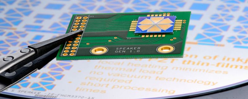 Der Mini-Lautsprecher des Fraunhofer ILT zeigt, dass sich Mikroaktorik per Tintenstrahldrucker und Laser sekundenschnell und preiswert herstellen lässt.