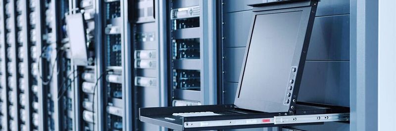 Zu den Vorteilen, die Node Pole für Datacenter-Ansiedlungen in Schweden nennt, sind neben grünem Strom aus Wasserkraft und günstige Stromtarife auch transparente Genehmigungsverfahren - Behörden seien bestrebt, Unternehmen behilflich zu sein, anstatt ihnen entgegenzuarbeiten – und „sehr wettbewerbsfähige Bodenpreise.