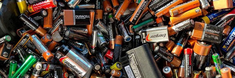 According to recent estimates, the global market for energy storage systems will grow at a compound annual growth rate of 32.8 percent from 2020 to 2025, rising from $2.9 billion in 2020 to $12.1 billion in 2025.