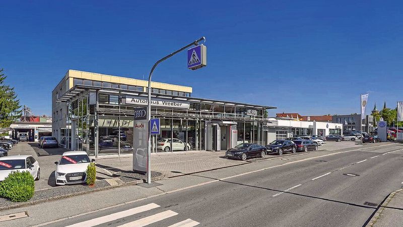 Am Standort Weil der Stadt verkauft das Autohaus Weeber Fahrzeuge der Marken Volkswagen, Audi, Seat und Skoda.