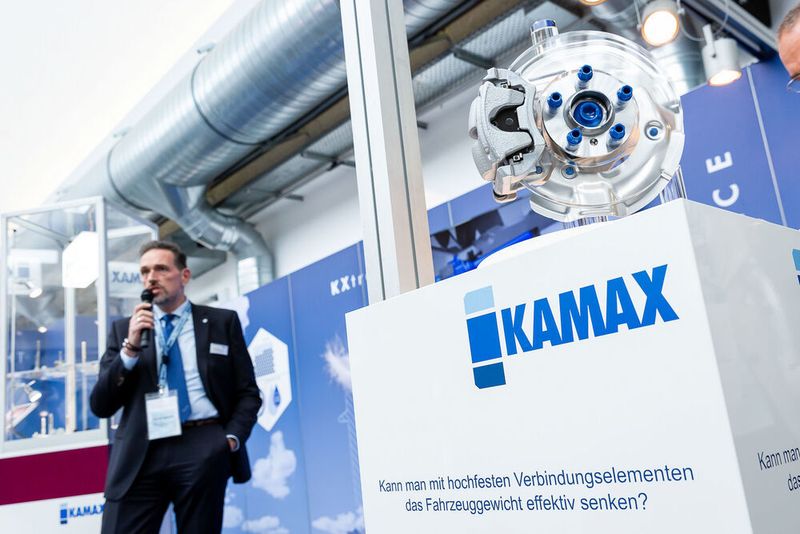 Kamax hat die Robert-Schröder-Gruppe übernommen. Im Bild: Mario Braun, Vice President Business Development bei Kamax, beim Leichtbau-Gipfel in Würzburg.