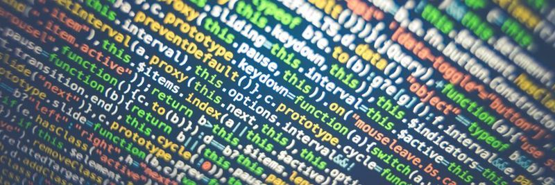 Die Digitalisierung prägt den Maschinenbau deutlich, was zahlreiche komplexe Konzepte und Begriffe ins Spiel bringt.