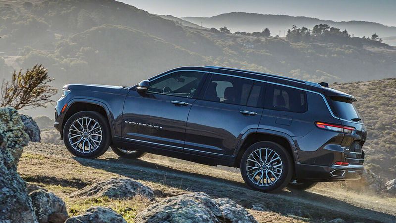 Rund 6.000 Einheiten des Jeep Grand Cherokee müssen hierzulande in die Werkstatt.