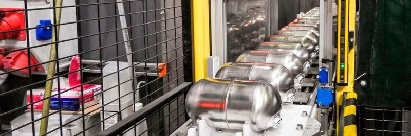 Today we are broadly positioned thanks to ongoing orders from the commercial vehicle industry, increasing demand for lightweight components, an R&D focus in the area of cryo-tank systems for liquid hydrogen and the expansion of the product range for sustainable mobility outside the automotive sector.
