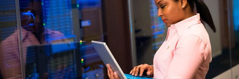 Das Ziel industrieller Anlagenüberwachung ist klar: repetitive, manuelle und zeitintensive Prozesse zu automatisieren, Maschinen- und Produktionsdaten global zugänglich zu machen und im Idealfall vorausschauende Instandhaltung einzusetzen.