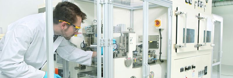 Coating: das Beschichten der Elektroden ist einer von vielen Prozessschritten in der komplexen Batteriezellfertigung.