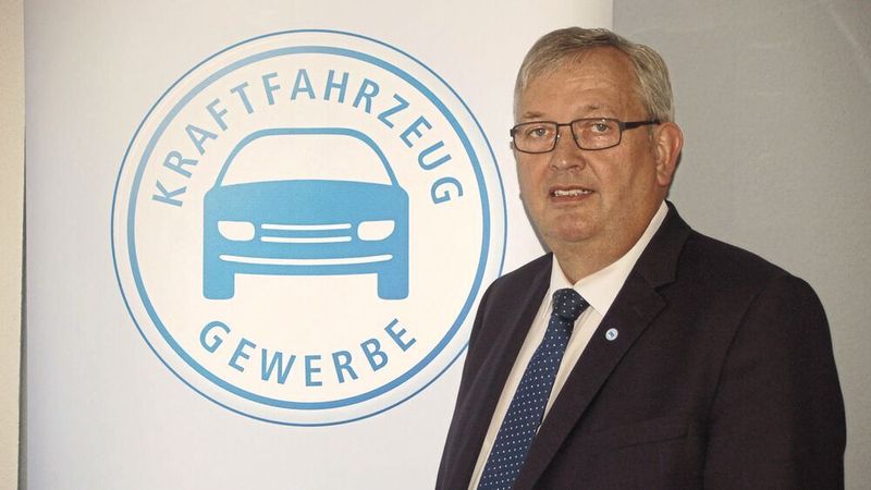 Karl-Heinz Bley fordert als Präsident des Kfz-Landesverbands Niedersachsen-Bremen für den Autohandel eine Öffnungsstrategie.