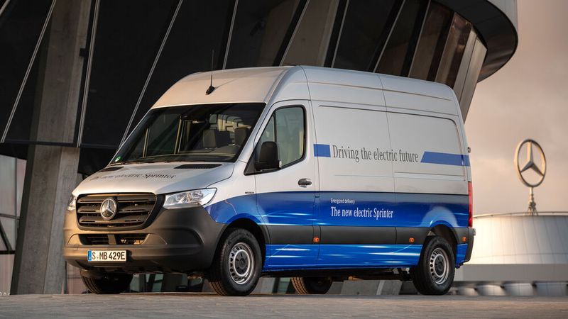 Für Gewerbetreibende künftig auch im Abonnement verfügbar: der E-Sprinter.