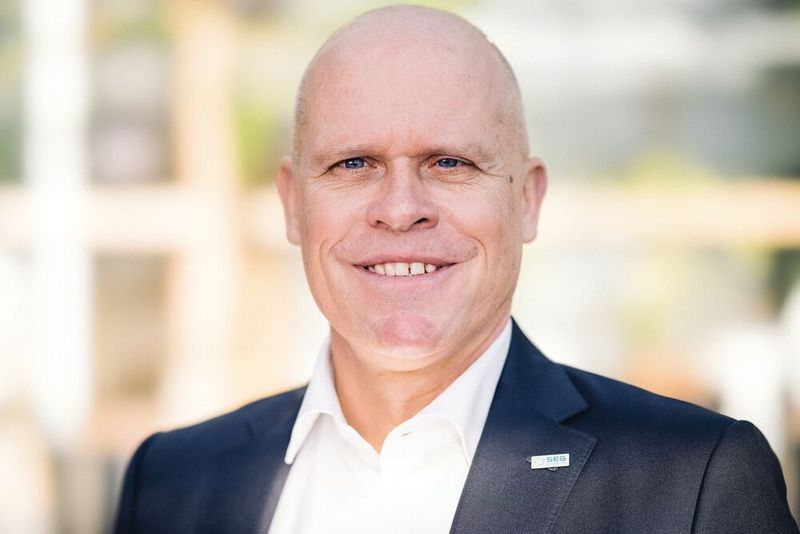 Peter Sokol ist CEO des Automobilzulieferers SEG Automotive.