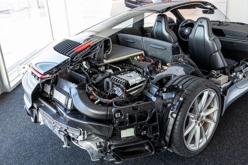 Der 911er soll langfristig das einzige Modell aus dem Hause Porsche sein, das ausschließlich von einem Verbrennungsmotor angetrieben wird.